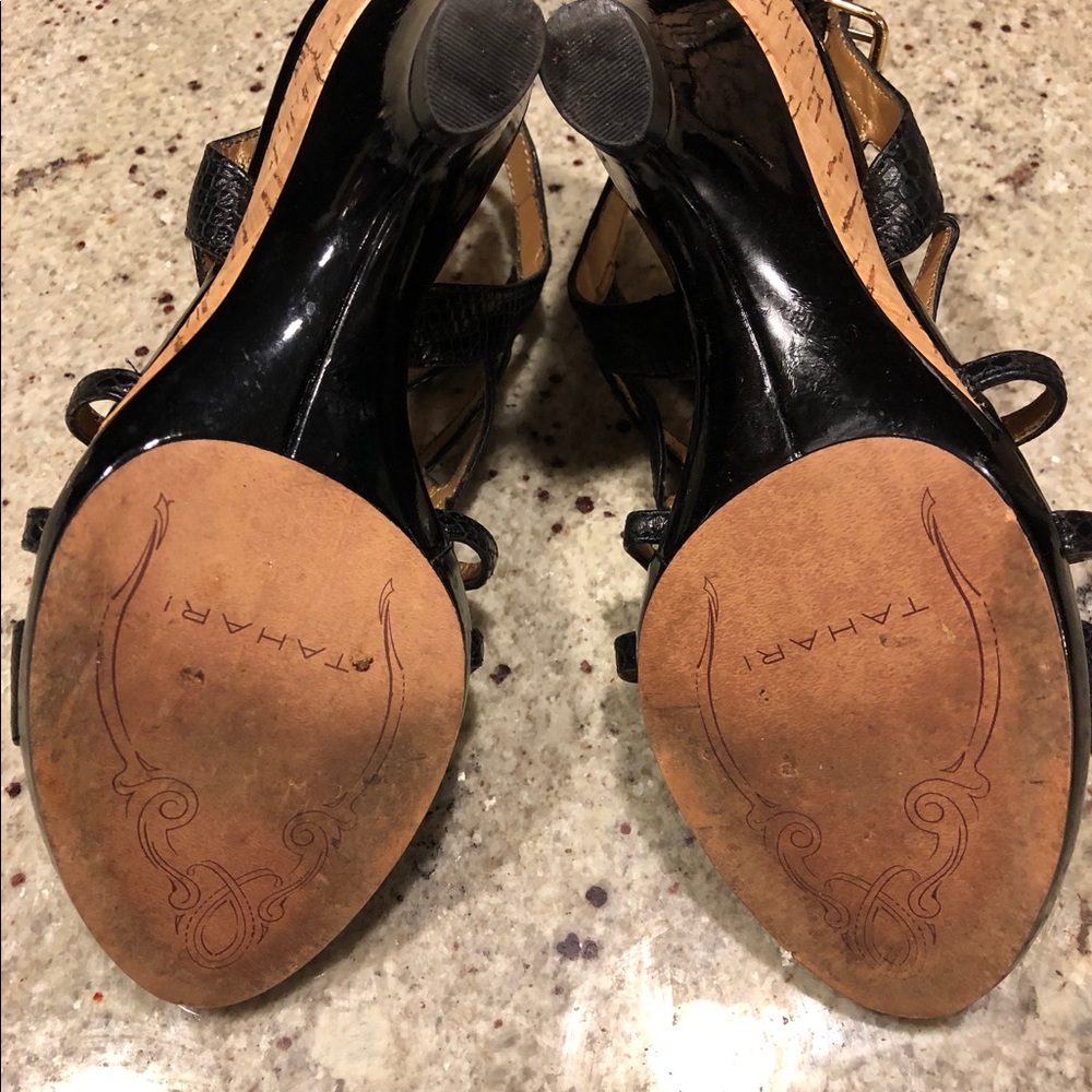 Tahari Petunia Beautiful Leather Sandals - Picture 7 of 8